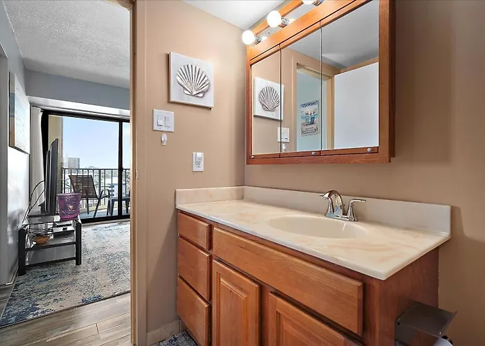 Cozy 1 Bedroom Condo, Steps To The Beach! Ocean Stadt