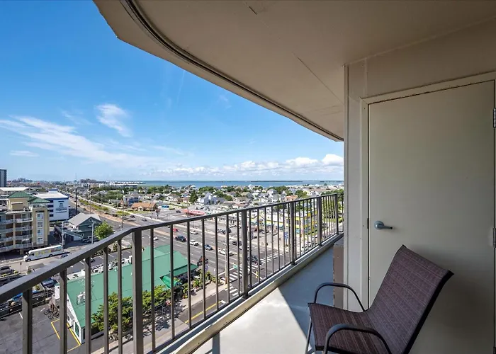 Cozy 1 Bedroom Condo, Steps To The Beach! * Ocean Stadt